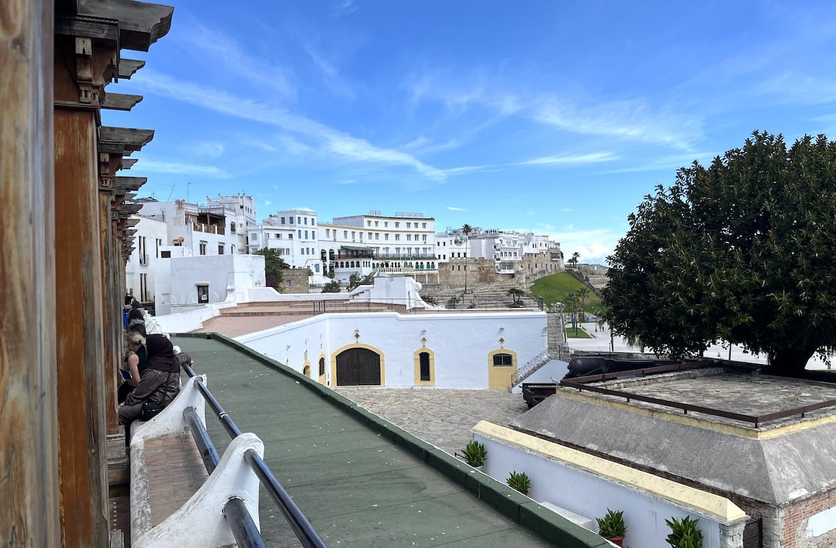 Les remparts de la médina de Tanger